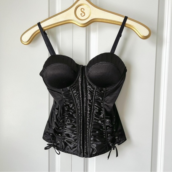 y2k Tops - Y2K black  corset top